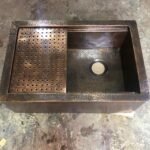 Aged Copper Patina farmhouse sink with flat grid - Image 5