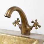 Single Hole Bathroom Vanity Faucet - Image 3