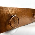 Hammered Copper Single-Bowl Farmhouse Sink with Rings - Ryla - Image 9